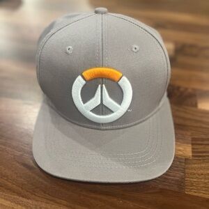 JINX “Overwatch” ball cap in GUC